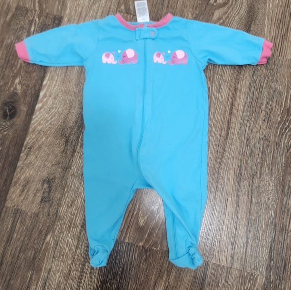 Lot of 5 baby girls sleep gowns and footed onesies 0 to 6 months - Picture 4 of 6